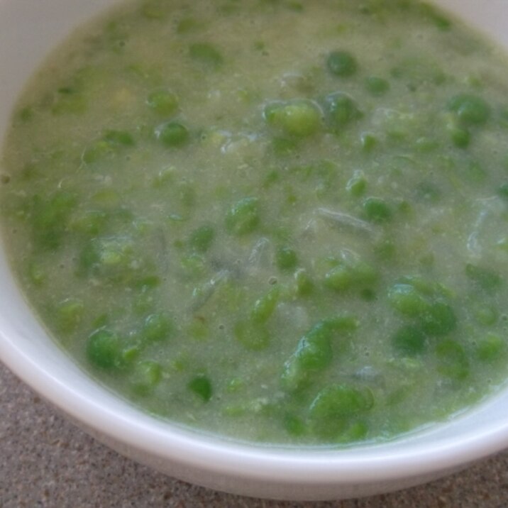 豆乳とグリーンピースのスープ